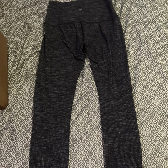 Lululemon leggings - Picture 2 of 4